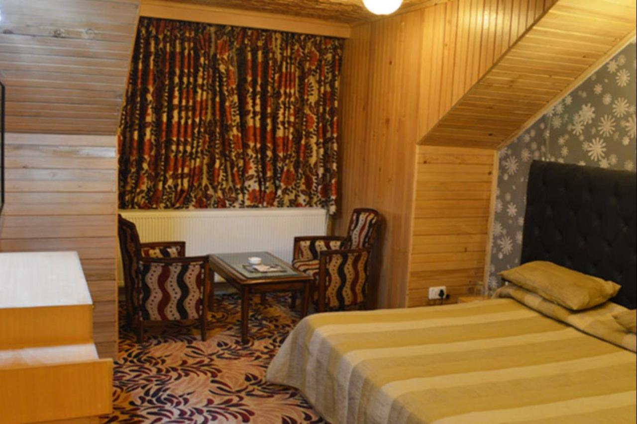 Hotel Hilltop Gulmarg JAMMU AND KASHMIR Dış mekan fotoğraf
