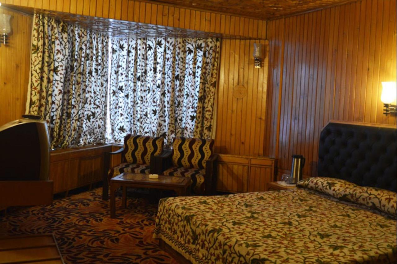 Hotel Hilltop Gulmarg JAMMU AND KASHMIR Dış mekan fotoğraf